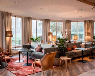 Best Western Hotel L'Oree - Saulx-les-Chartreux - Lounge