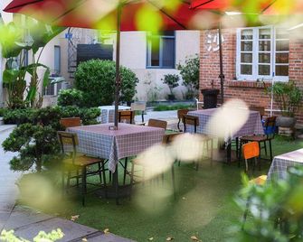 Gulangyu Liuyue Sea View Holiday Hotel - Xiamen - Patio