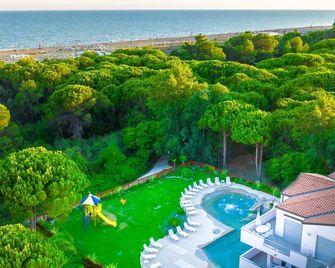 Costa Rica Bibione Eco Resort - Bibione - בריכה