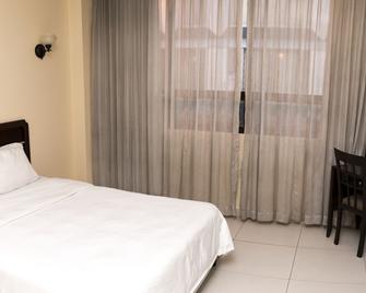 Hotel Novo - San José - Phòng ngủ