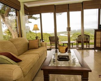 Luxurious Rain Forest Ocean View Paradise - Tárcoles - Sala de estar