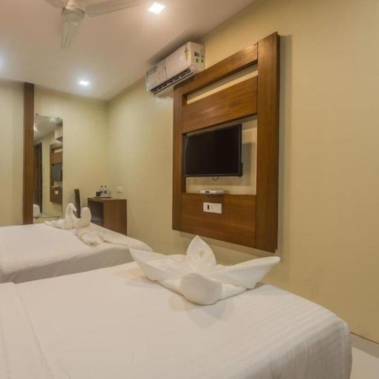 Hotel Arton Regency Near Terminal 2 Airp image 1