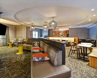 SpringHill Suites by Marriott Atlanta Kennesaw - Kennesaw - Bar