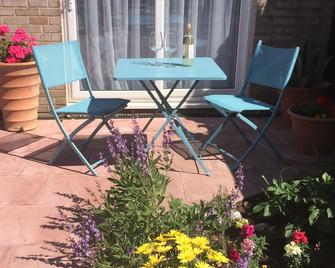 Basingstoke En Suite Room in Garden Annex - Basingstoke - Patio