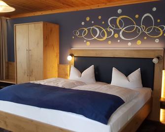 Hotel-Gasthof Zum Oberen Wirt - Regen - Habitación