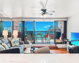 Elevated Island living, Ocean views and open space - Kahului - Pokój dzienny
