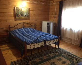 Guest House Naumkinyh - Aya - Bedroom