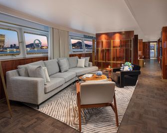 voco Lianyungang Haizhou Bay by IHG - Lianyungang - Bedroom