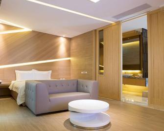 All-Ur Boutique Motel - Hualian Branch - Ji'an Township - Schlafzimmer