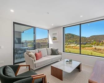 Alpine Serenity - Wanaka - Living room