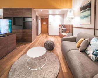 Doppelzimmer Premium Deluxe - ab 2 Nächten - Das Sonnreich Loipersdorf - Loipersdorf bei Furstenfeld - Wohnzimmer