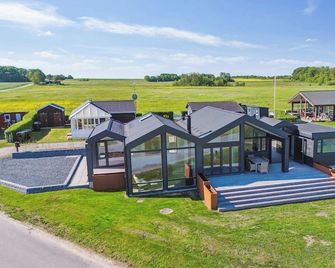 Seaside Cottage With A Stunning View - Allingåbro - Clădire