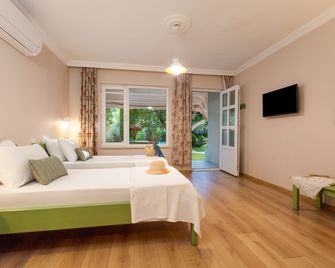 Gurel Garden House - Küçükkuyu - Спальня