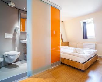 easyHotel Basel City - contactless self check-in - Bâle - Chambre