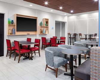 Holiday Inn Express & Suites Wilmington West - Medical Park By IHG - Wilmington - Restaurant
