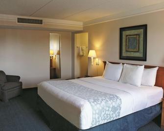 La Quinta Inn by Wyndham Clute Lake Jackson - Clute - Schlafzimmer