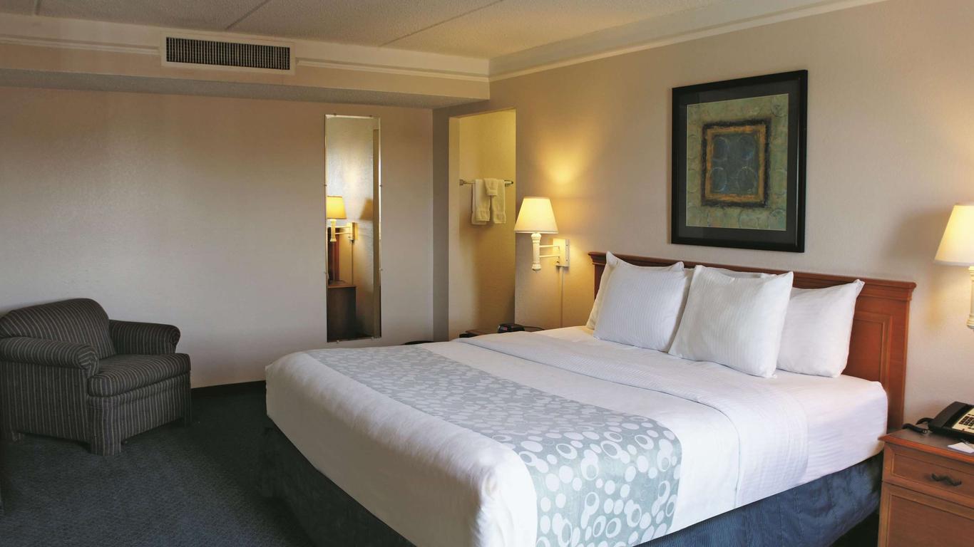 La Quinta Inn by Wyndham Clute Lake Jackson