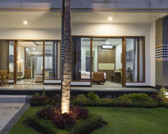 Semabu Hills Hotel Nusa Penida - Bali - Nusa Penida - Gebouw