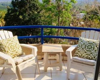 Orange Apartment con vista al mar y a las montañas en casa elegante - La Manzanilla - Balkon