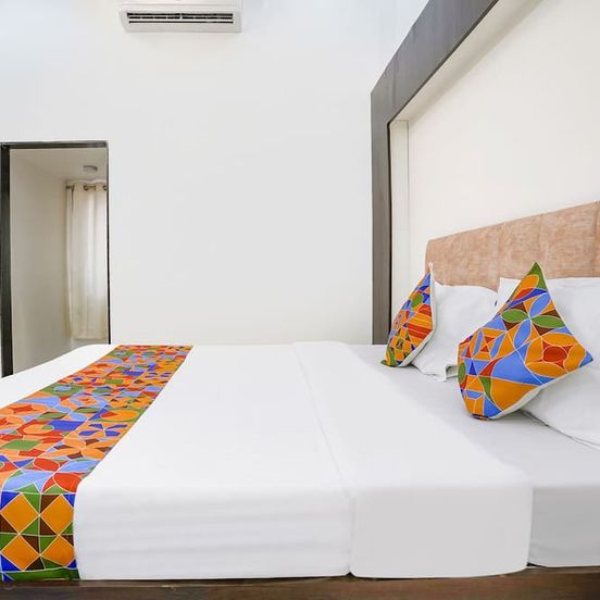 Fabhotel Saroj Inn - Mumbai Naka image 1