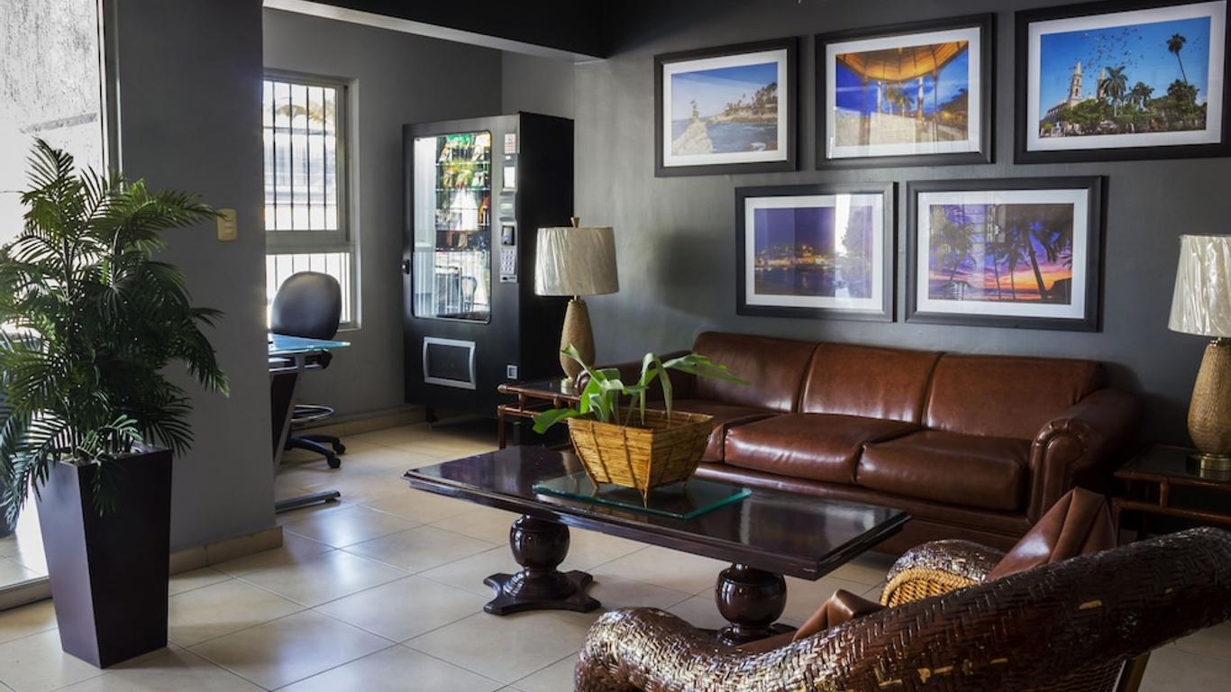 هوتل مازاتلان