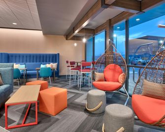 Tru by Hilton Lehi - Lehi - Lounge