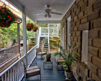 Beautiful 6 Bed, 5 Bath Historic Savannah Home - Savannah
