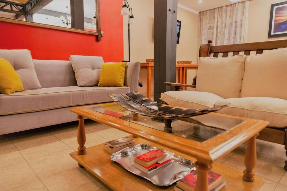 دون بيبي أوتل إي كابانياس