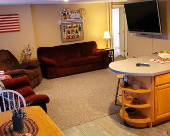 Bear Rock Suites - Colebrook - Sala de estar