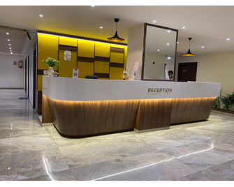 Hotel Sparsh Inn - Ahmedabad - Recepción