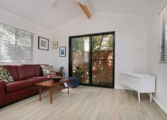 Comfortable Flat in Heart of Fremantle - Fremantle - Sala de estar
