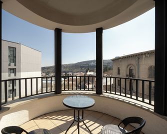 Hotel Astoria Tbilisi - Tbilisi - Balcone