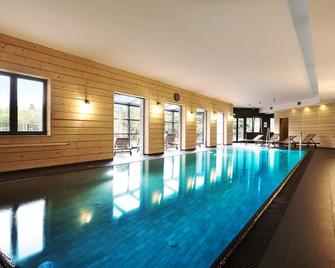 Cristal Resort Szklarska Poreba By Zdroj - Szklarska Poreba - Piscina