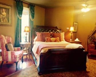 Captain's House On The Lake - Granbury
