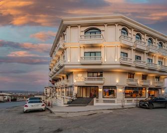 Nenessa Airport Hotel - Arnavutköy - Building