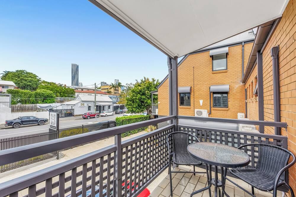 سبرينج هيل إن