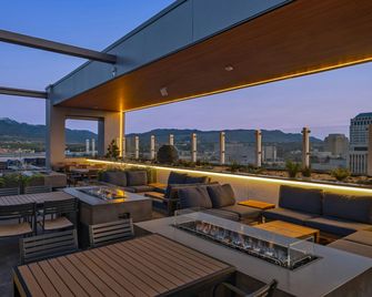 Element Colorado Springs Downtown - Colorado Springs - Balcony