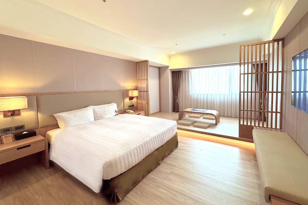 فوشين هوتل تاينان