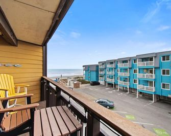 After Deck, Unit 201 - Garden City Beach - Balcony