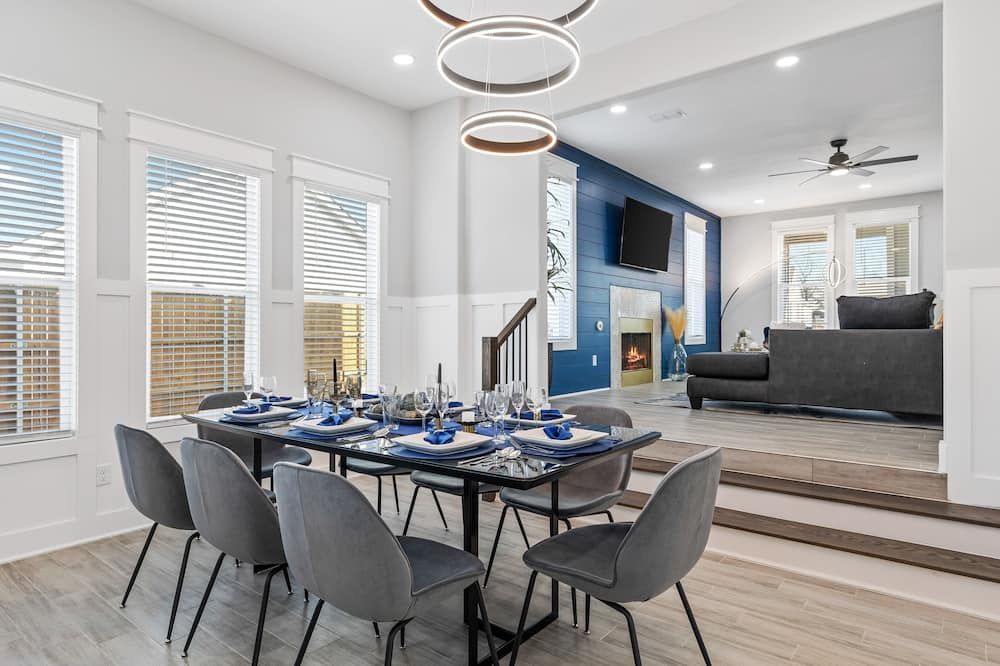 Chic Cosmo House 5 Minutes To Downtown Dallas - דאלאס - חדר אוכל
