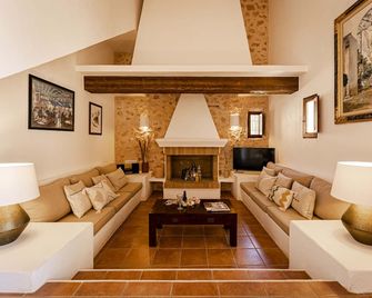 Villa with terrace and BBQ equipped with all amenities - Sant Francesc de Formentera - Salon