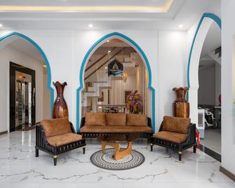 Phuong Dong Hotel and Apartment - Qui Nhon - Lobby