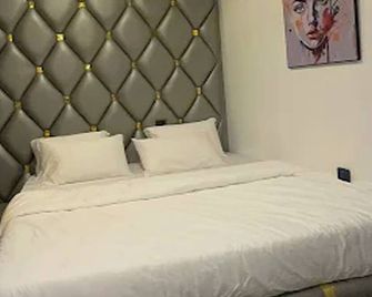 Smart Luxury Apartments & Suites - Port Harcourt - Ložnice