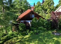 1-Studio-room, 400 m close to the shore park of Lake Constance - Bodolz - Edificio