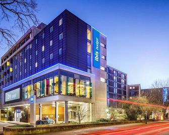 ibis budget London Heathrow Central - Hounslow - בניין