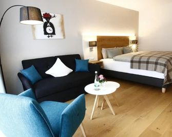 Gästezimmer Kamino - Hausern