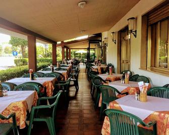 Hotel Miura - Cavalcaselle - Restaurante