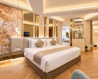 Klub Bunga Theme Park Hotel - Malang - Habitación
