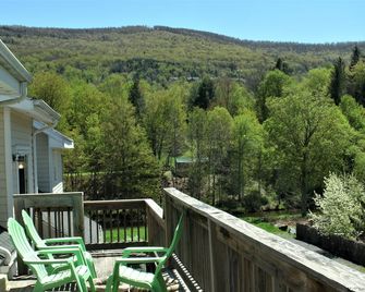 Townhouse-Slp 8 Mt View/6 Beds. Downtown Windham. Walk To Restaurants And Stores - Windham - Balcony