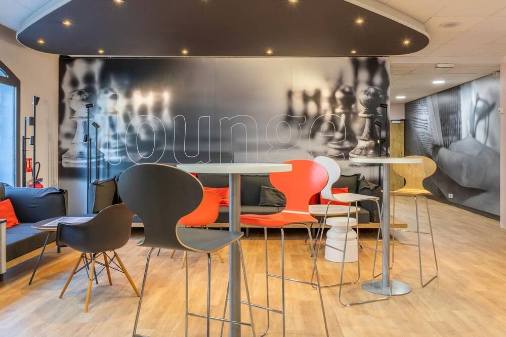 بي آند بي هوتل مارسي لا فالن.ين بورت دوباني